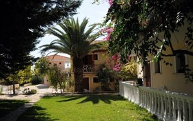Helena's Studios
