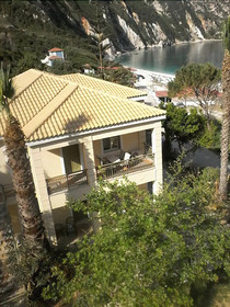 Petani Beach Suites
