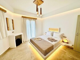 Aeris Suites