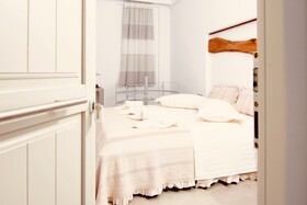Aeris Suites