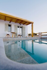 Aeris Suites