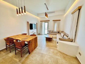 Aeris Suites