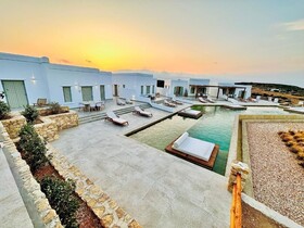 Aeris Suites