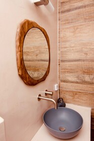 Aeris Suites