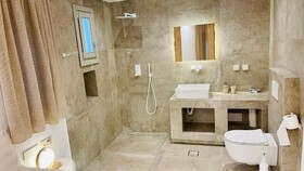 Aeris Suites