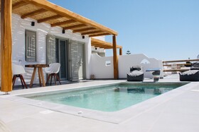 Aeris Suites