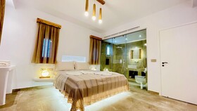 Aeris Suites