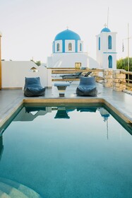 Aeris Suites