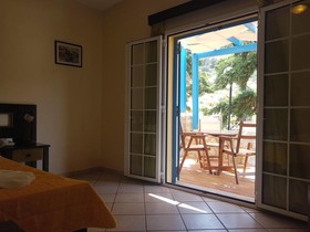 Pantonia Apartments