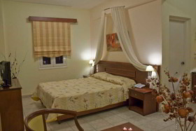 Venardos Hotel