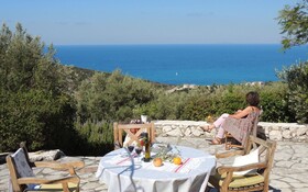 Villa Olea - Agios Nikitas Villas