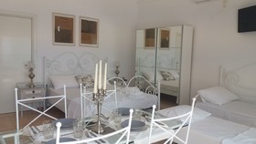 Estate Dafnopanagia Studio Ourania