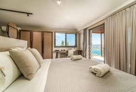 Katouna Suites Luxury Boutique Hotel