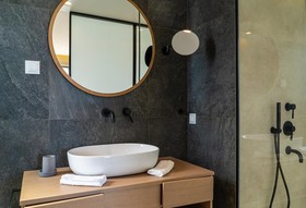 Katouna Suites Luxury Boutique Hotel