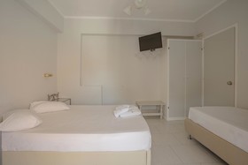 Aggelos Appartments & Deluxe Studios