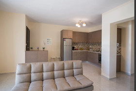 Bounatsa Studios & Apartments