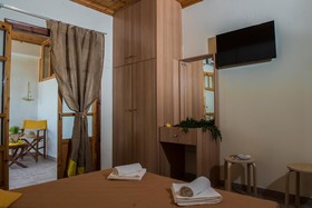 Summer Bed Nydri