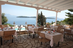 Red Tower Hotel & Suites