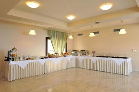 Porto Plaza Hotel Beach Resort