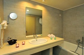 Porto Plaza Hotel Beach Resort