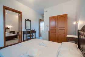 Evgatis Hotel