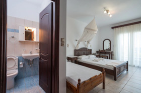 Evgatis Hotel