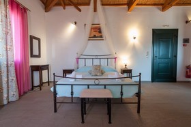 Lithoessa Luxury Apartments