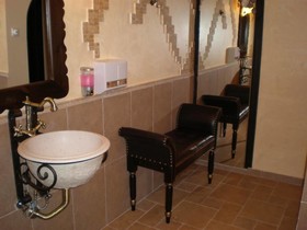 Hotel KYMA