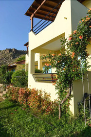 Dina Hotel