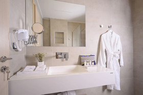 Varos Village Boutique Hotel