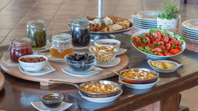 Varos Village Hotel & Residences