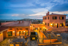 Varos Village Hotel & Residences