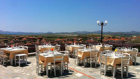 Varos Village Hotel & Residences