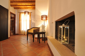 Varos Village Hotel & Residences