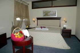 Crithoni's Paradise Hotel