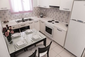 Anemis Apartments