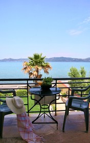 Gera Bay Studios & Apartments
