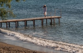 Delfinia Hotel & Bungalows