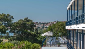 Delfinia Hotel & Bungalows