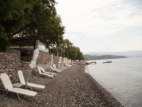 Olive Press Hotel & Apartments