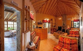 9 Musses Hotel Apartments & Studios