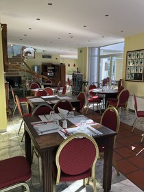 Loriet Hotel