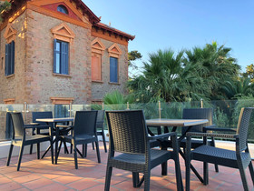 Loriet Hotel