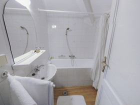 Loriet Hotel