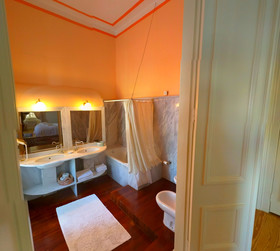 Loriet Hotel