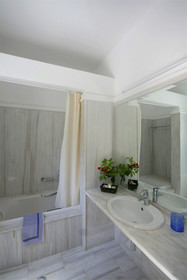 Alma Luxury Resort Hotel