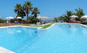 Clara Hotel