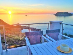 Eleia Seafront Villas