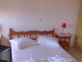 Elvira Rooms