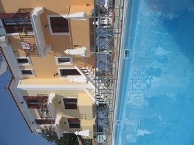STELLA Apartments & Studios